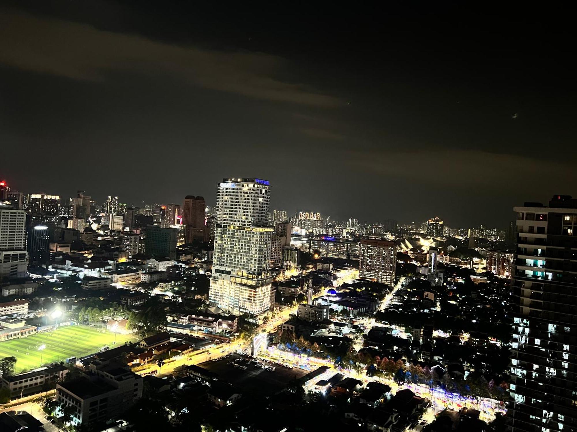 Mercu Summer Suites Klcc By Sweet Home Kuala Lumpur Exterior foto