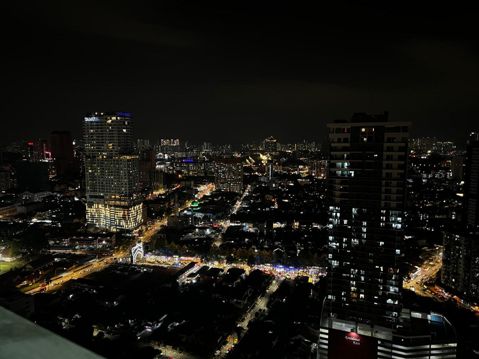 Mercu Summer Suites Klcc By Sweet Home Kuala Lumpur Exterior foto