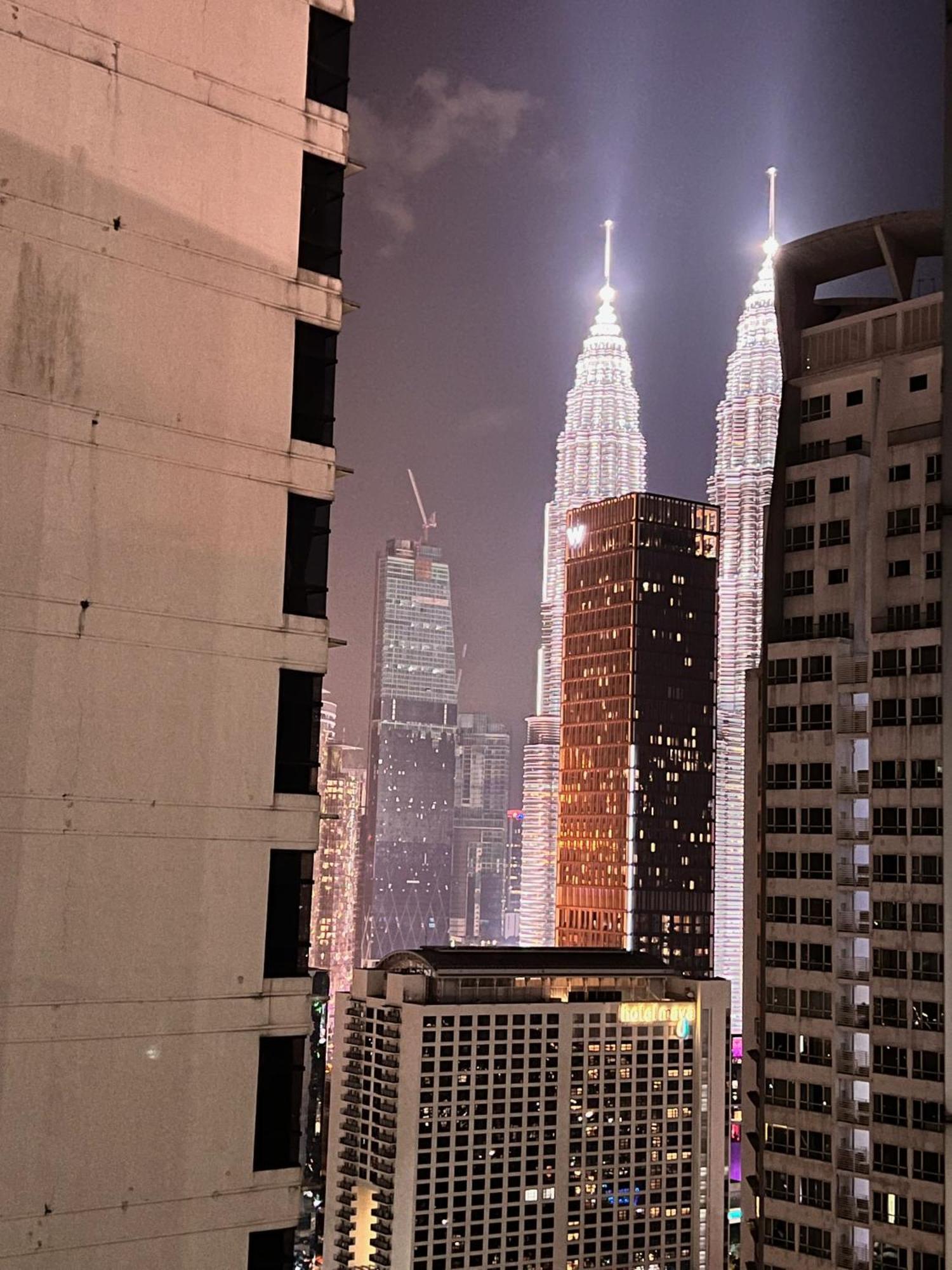 Mercu Summer Suites Klcc By Sweet Home Kuala Lumpur Exterior foto