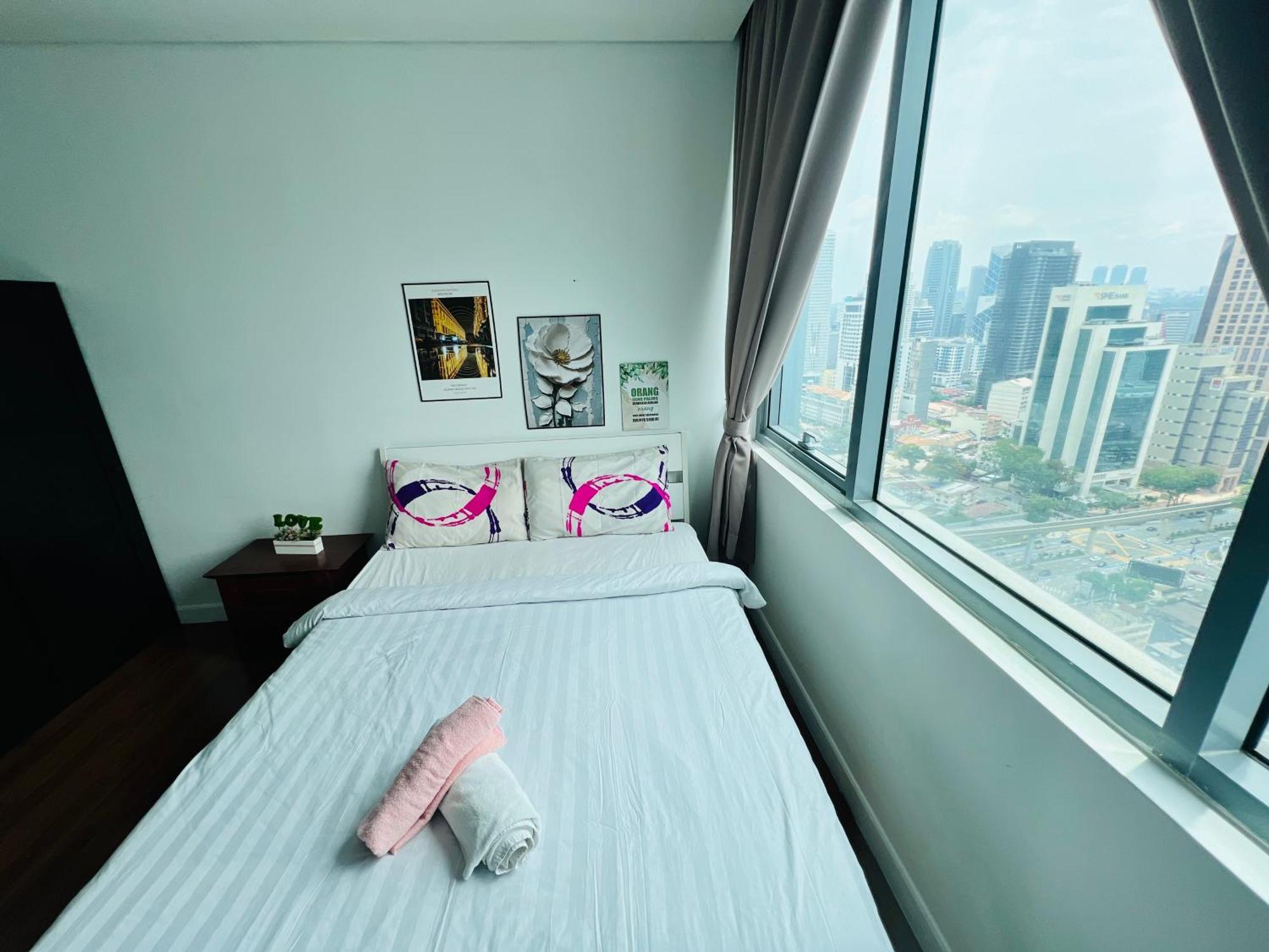 Mercu Summer Suites Klcc By Sweet Home Kuala Lumpur Exterior foto